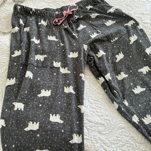 Cozy Polar Bear Pajama Bottoms SUPER SOFT‼️ NEVER WORN ‼️ THIS A GOOD GRAB!!